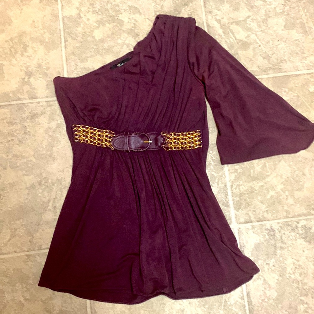 Sky brand beaded waist gold chain one arm top purple sz small